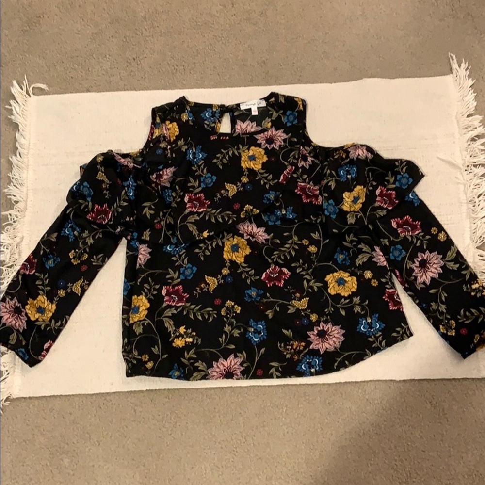 Stitch fix Persaya Girl blouse!